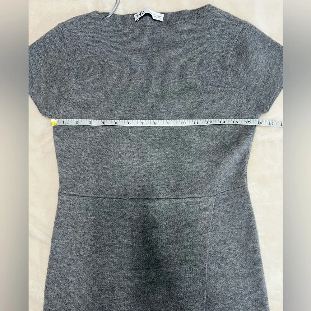 Zara Gray Knit Midi Dress Wool Blend Short Sleeve Minimalist Size S EUC